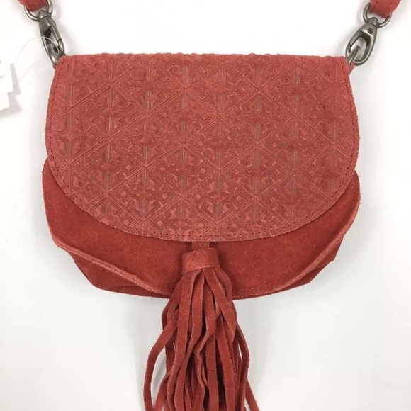 NWT Urban Outfitters Red Suede Cross Body Purse - Picture 4 of 7